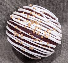 Load image into Gallery viewer, Hot Cocoa Bombs