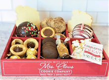 Load image into Gallery viewer, Mrs. Claus Cookie & Cocoa Platters